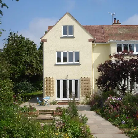 The Lawns B & B-3